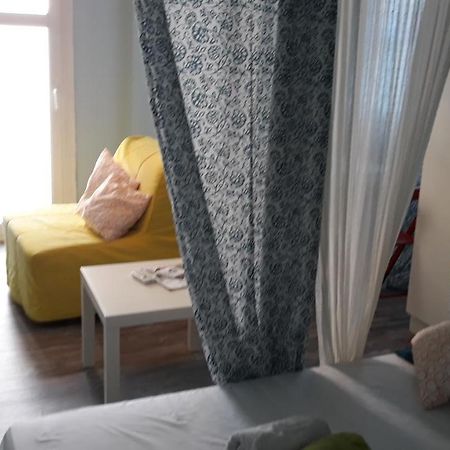 Romantically Allured Studio Next To The Center Tesalónica Exterior foto